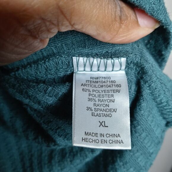 Chaser Green Waffle Knit Button Sleeve Top - Picture 5 of 5